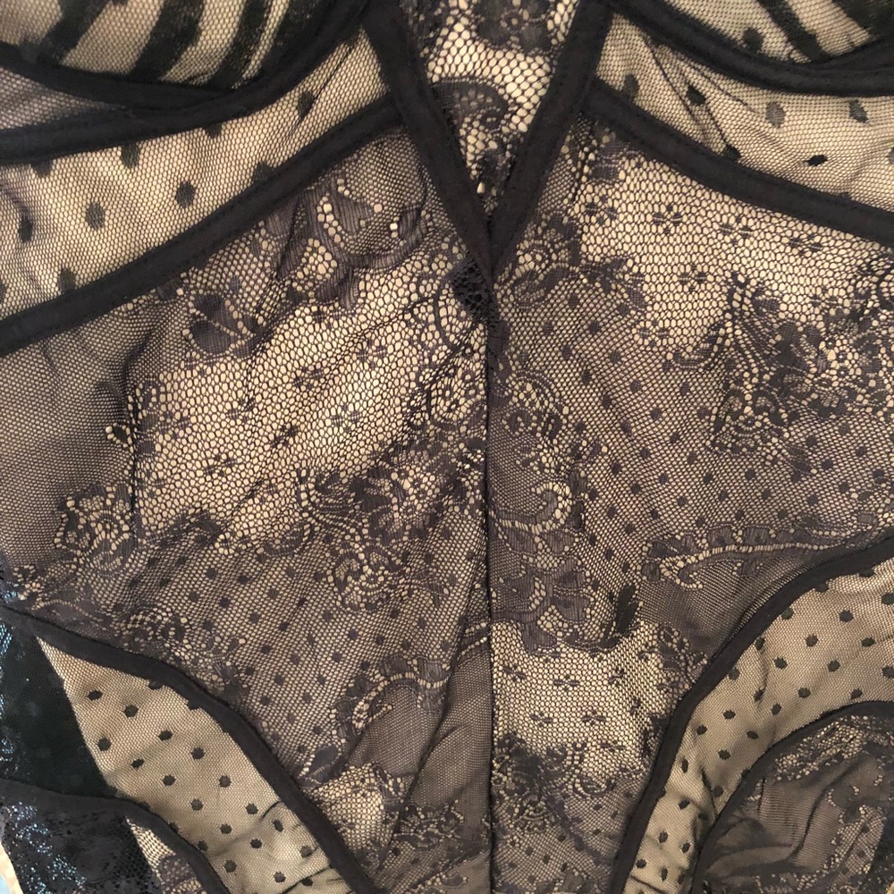 Lace Dress | BEBE - Picture 2 of 3
